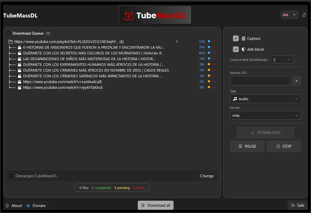 TubeMassDL downloading a playlist, dark theme